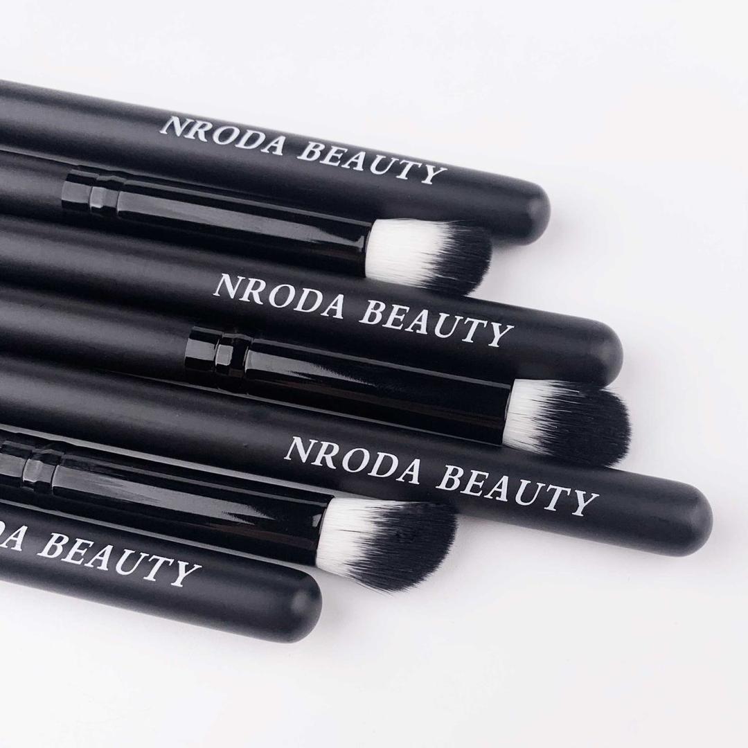 Nroda Lash Shampoo Brush